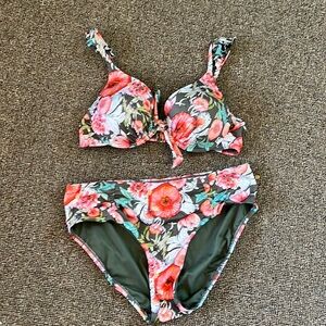 La vie on rose floral two piece bathing suit